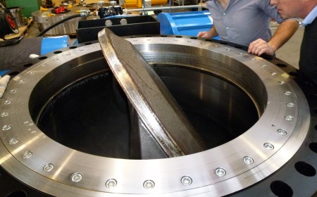 Butterfly valve 44 inch cl600. Triple excentric, metal seated during assembly